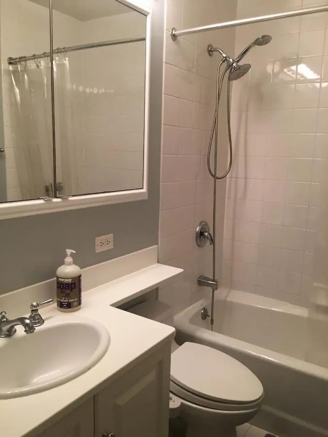 ניו יורק Upscale, Large, High-Ceilings, Mid-Town Doorman Nyc Apartment Centrally Located ניו יורק