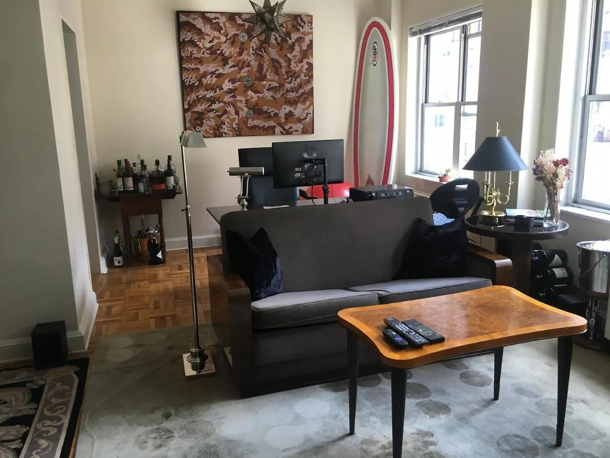 ניו יורק Upscale, Large, High-Ceilings, Mid-Town Doorman Nyc Apartment Centrally Located  ניו יורק